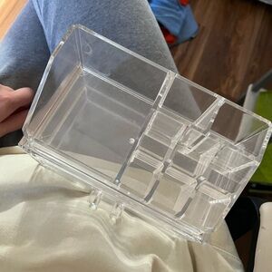 Makeup holder